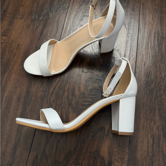 Amazon White Block Heel Sandals - Picture 5 of 5